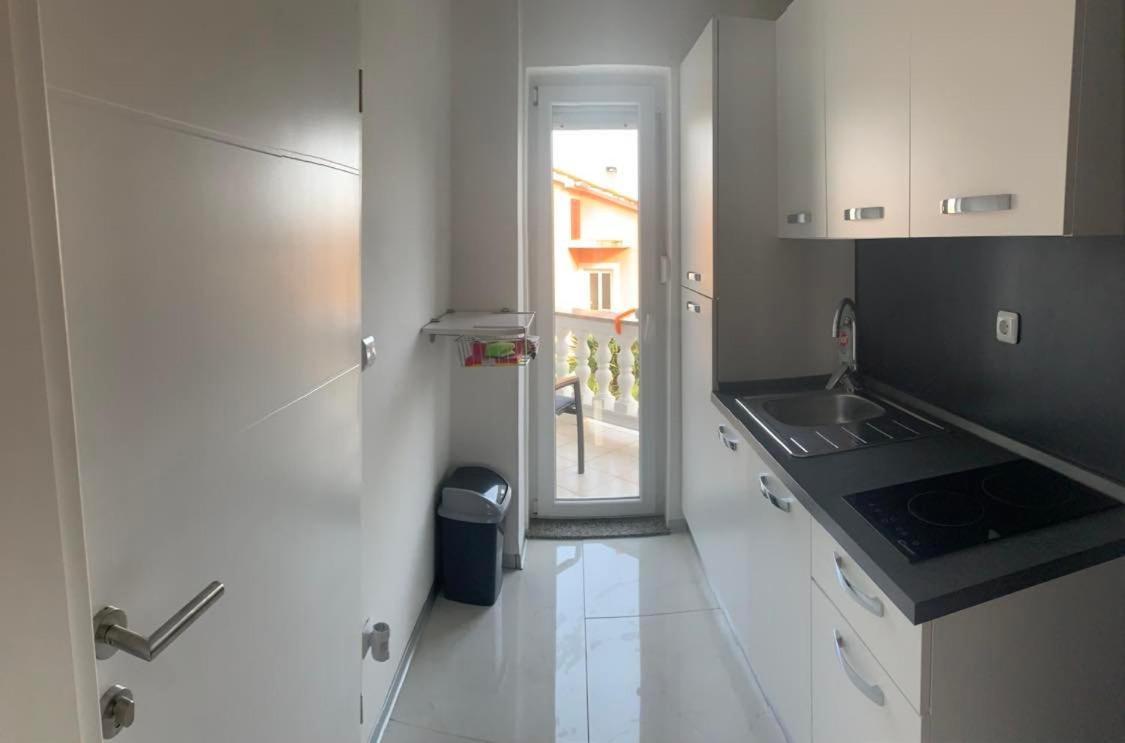 Apartments Ostojic 크르크 외부 사진