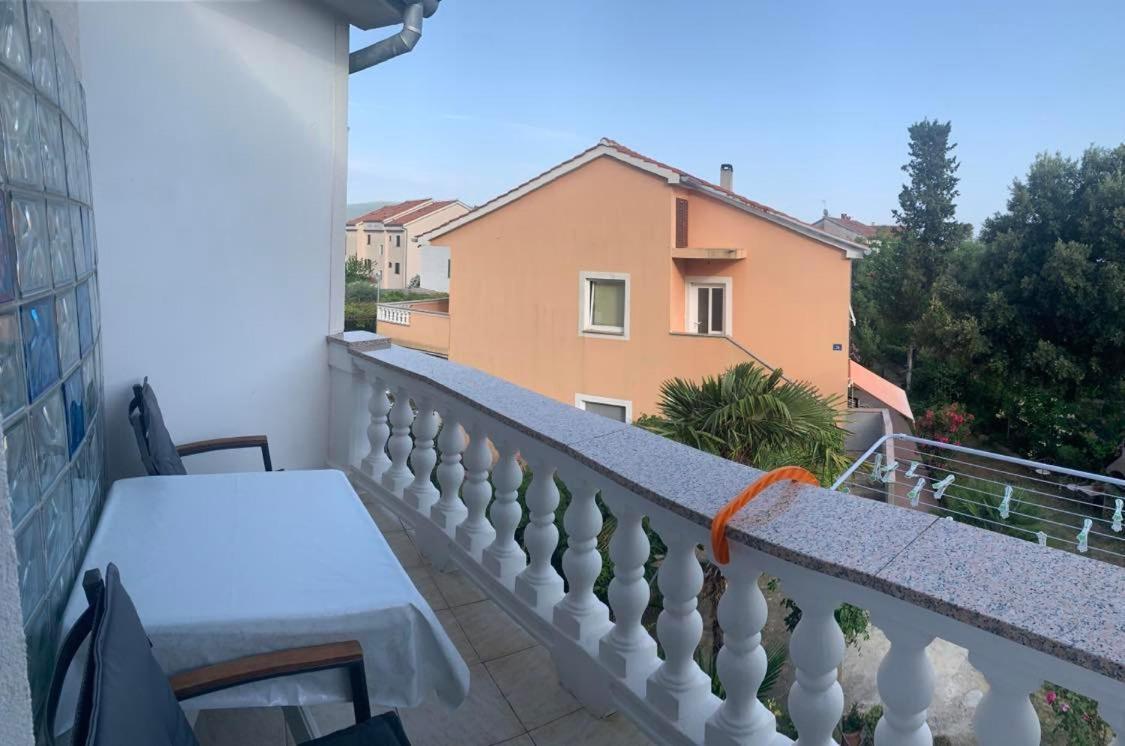 Apartments Ostojic 크르크 외부 사진
