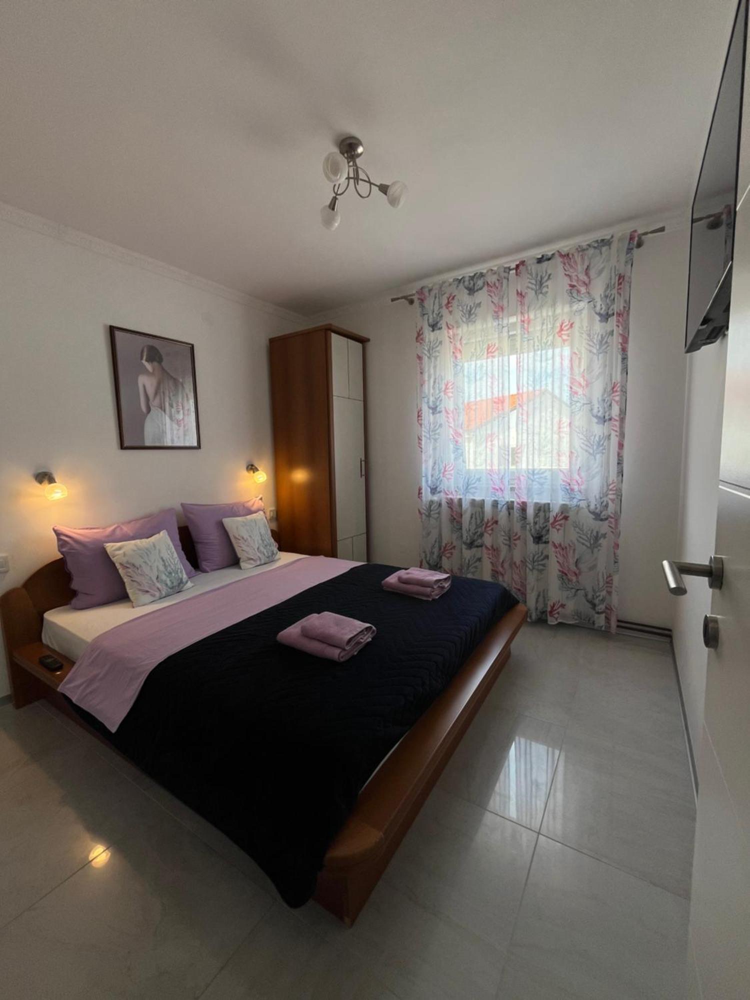 Apartments Ostojic 크르크 외부 사진