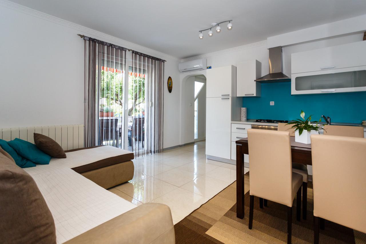 Apartments Ostojic 크르크 외부 사진